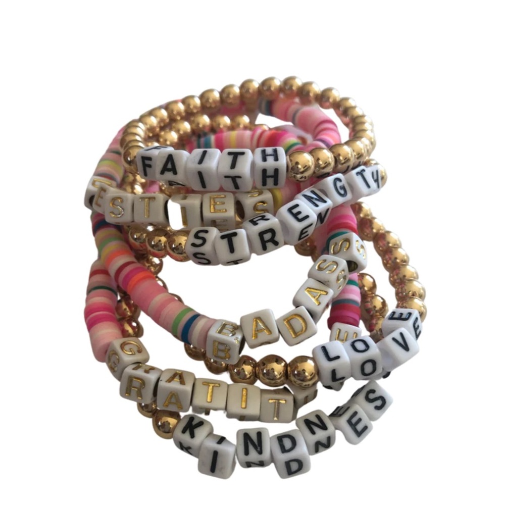 CLEARANCE 🫶🏽Shop GRATITUDE Vibrant Clay Disc Bracelet